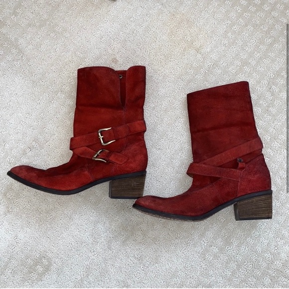 Donald J. Pliner Shoes - DONALD J PLINER DANEE BV Ankle Suede
Leather Boots